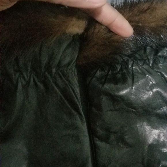 Nordstrom leather gloves - Picture 2 of 8